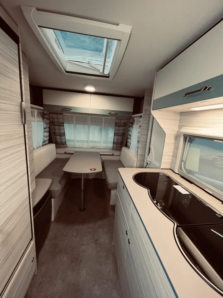 Fahrzeugbild Dethleffs c-joy 410 LK 4.000 Euro Preisvorteil 1.360 kg #19