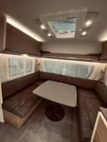 Fahrzeugbild Dethleffs Nomad 730 FKR 7 Schlafplätze, Mover #6