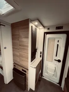 Fahrzeugbild Dethleffs Nomad 730 FKR 7 Schlafplätze, Mover #13