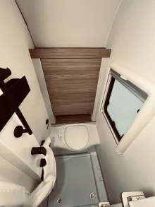Fahrzeugbild Dethleffs Nomad 730 FKR 7 Schlafplätze, Mover #20