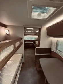 Fahrzeugbild Dethleffs Nomad 730 FKR 7 Schlafplätze, Mover #24