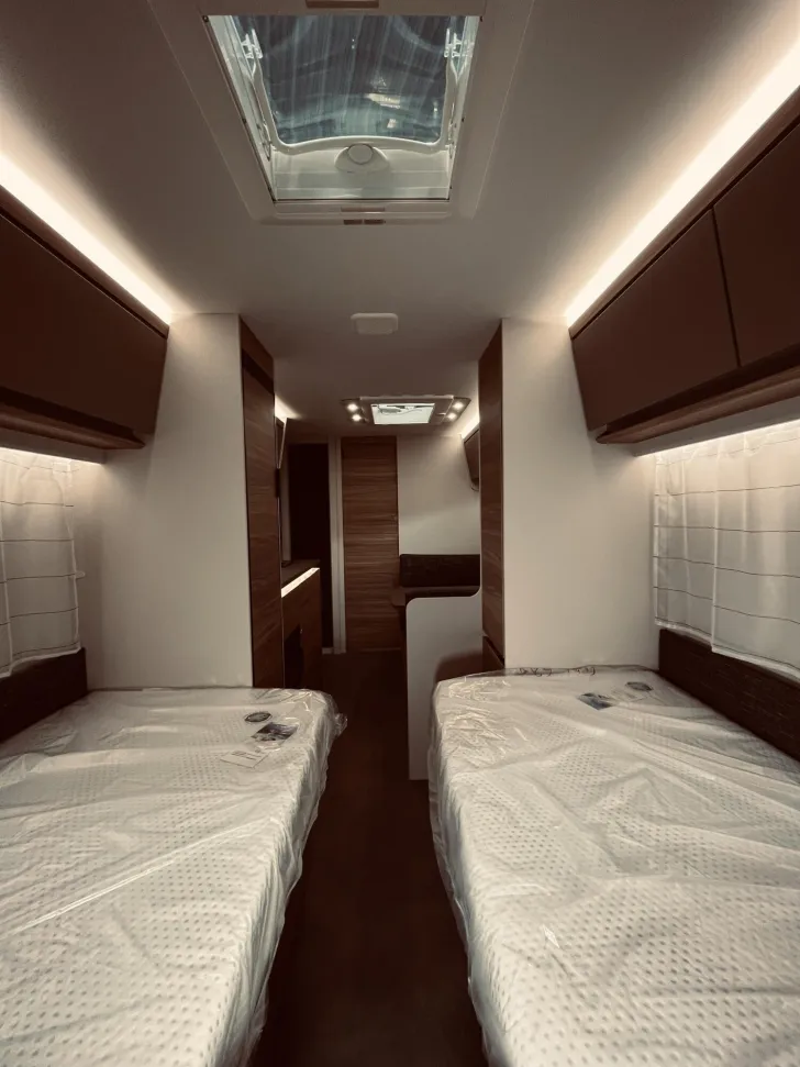 Fahrzeugbild Dethleffs Nomad 490 EST 8.100 EUR Vorteil! Mover #10