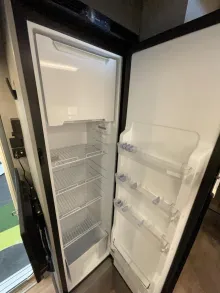 Fahrzeugbild Crosscamp EXPDN T 7.4 E Peugeot Hubbett, Router, TV, #10