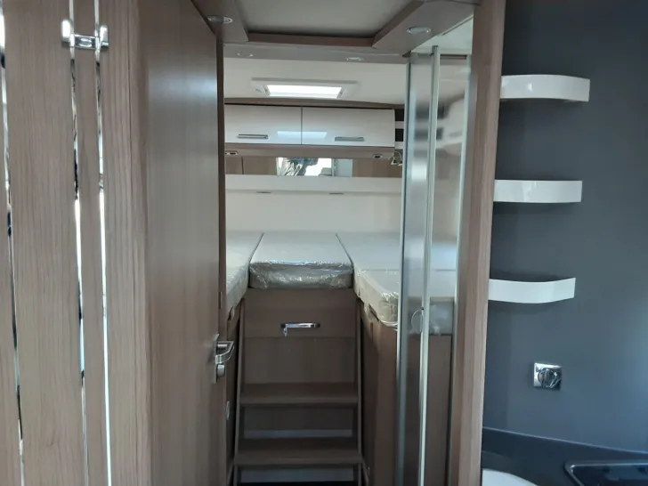 Fahrzeugbild Carthago c-tourer I 145 RB LE UVP: 172.215,- EUR #13