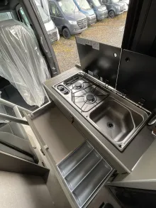 Fahrzeugbild Hymer Grand Canyon S CrossOver 600 Solar, AHK, Winterp #9