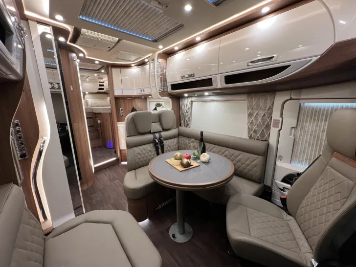 Fahrzeugbild Carthago chic e-line I 50 LE Fiat (227) #17