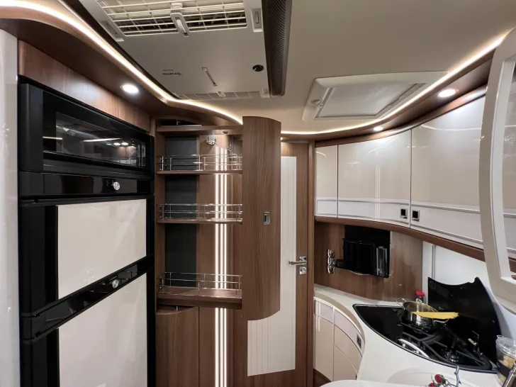 Fahrzeugbild Carthago chic e-line I 50 LE Fiat (227) #25