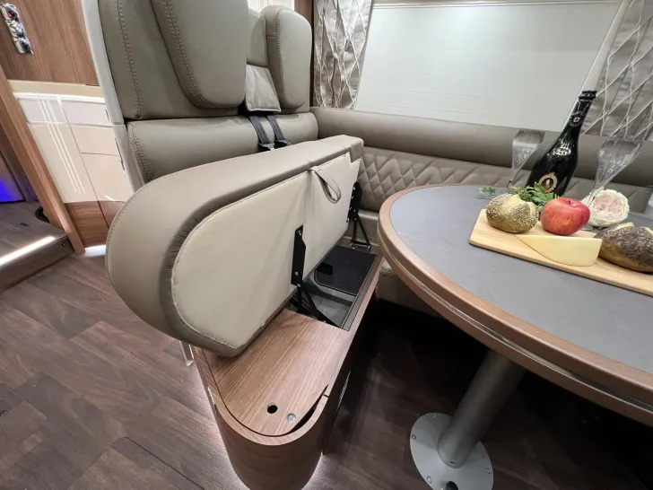 Fahrzeugbild Carthago chic e-line I 50 LE Fiat (227) #38