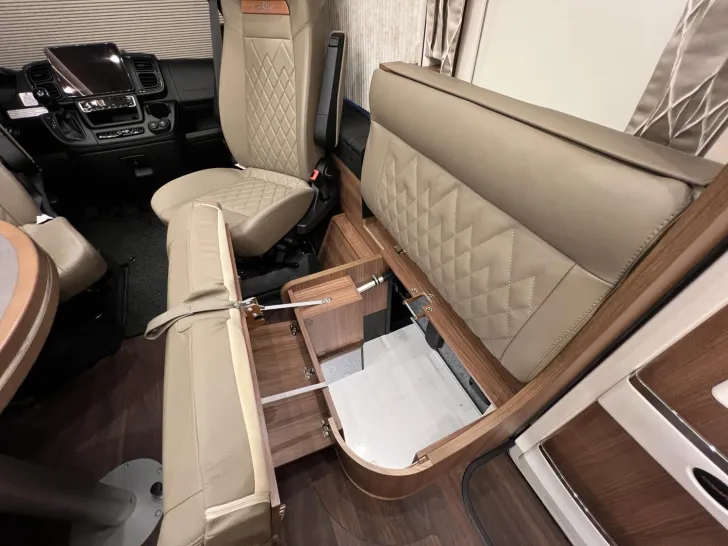 Fahrzeugbild Carthago chic e-line I 50 LE Fiat (227) #40