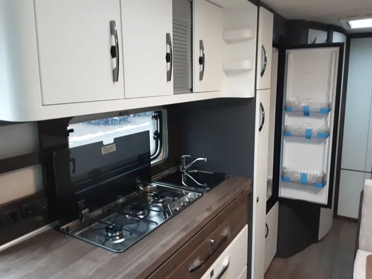 Fahrzeugbild Hobby Excellent Edition 545 KMF #17