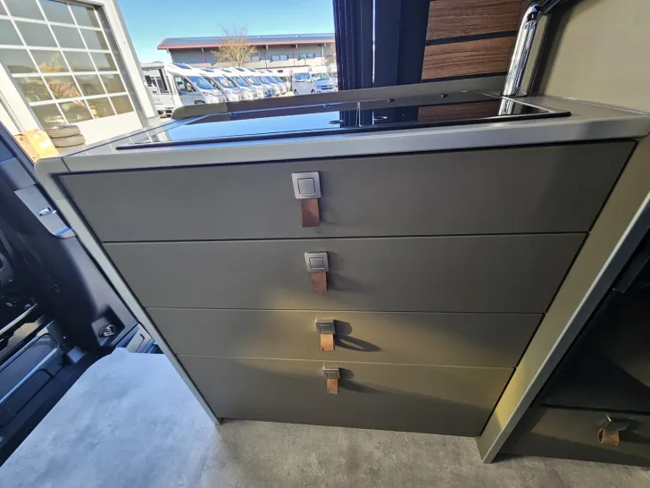 Fahrzeugbild Hymer Grand Canyon S CrossOver 600 4x4|9GAuto.|Stollen #14