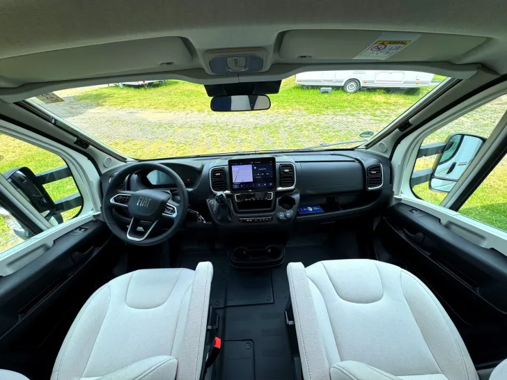 Fahrzeugbild Bürstner Lyseo TD 744 AUTOMATIK|MARKISE|SAT-TV|COMBI 6E #7