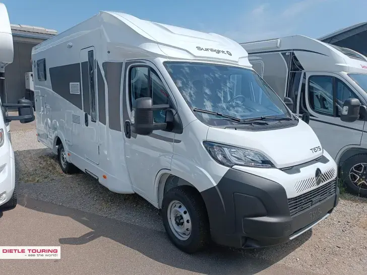 Fahrzeugbild Sunlight T 67S Markise, Radträger #3