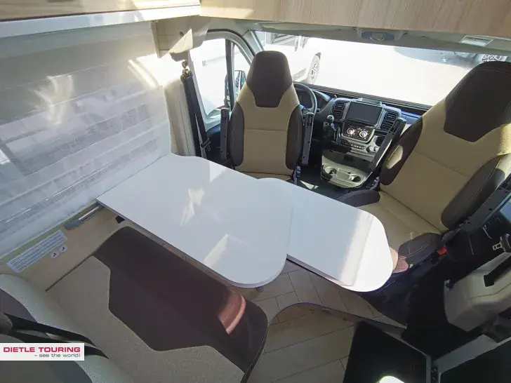 Fahrzeugbild Challenger Van Break Edition V114L Arctic, AHK #8