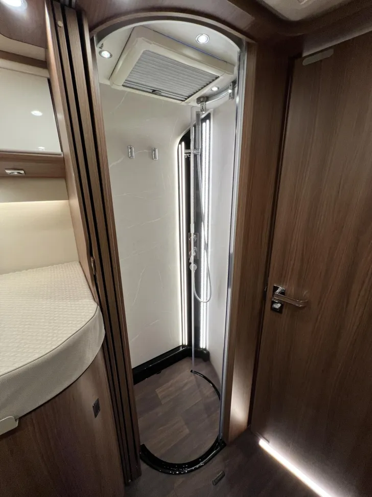 Fahrzeugbild Carthago chic e-line I 50 LE Fiat (204) #33