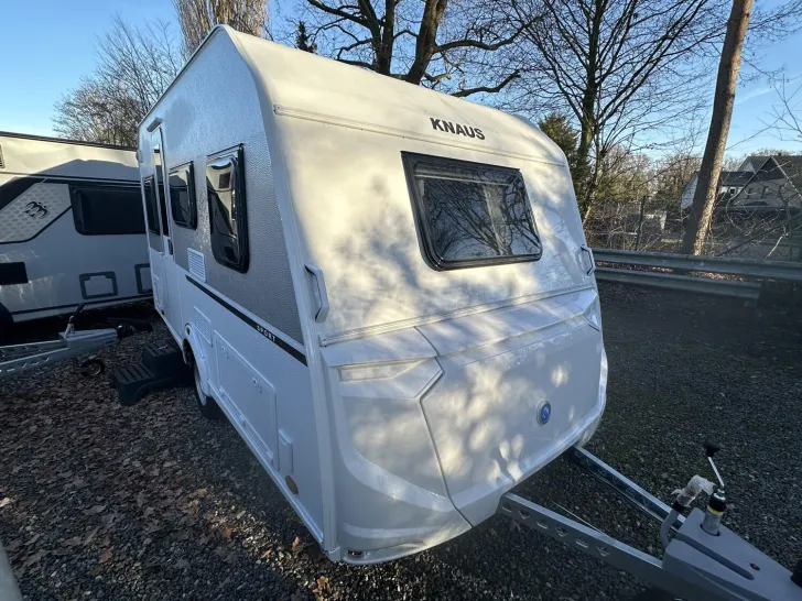 Fahrzeugbild Knaus Sport 400 QD Mod.2026; 1500kg; TV Halter #3
