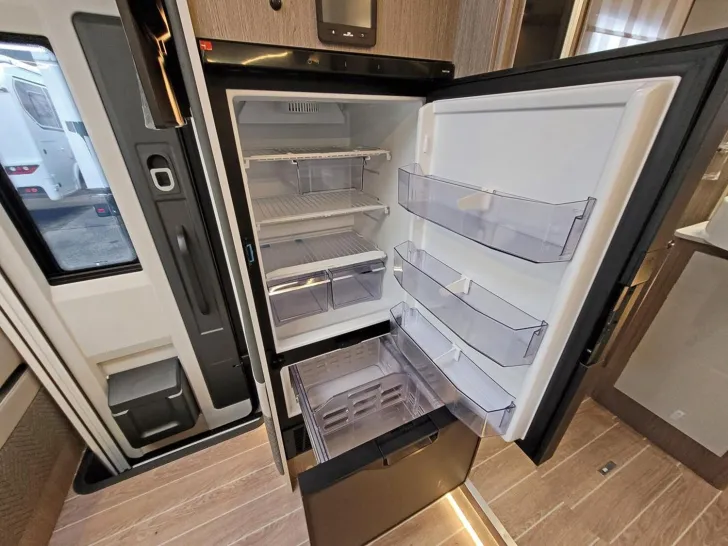 Fahrzeugbild Roller Team Zefiro 266 P *ATM*32"*ACC*LIFEPO*SOALR* #9