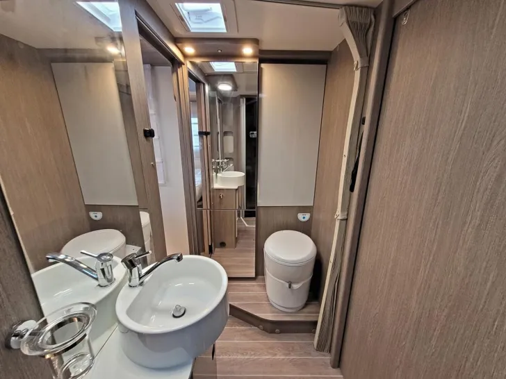 Fahrzeugbild Roller Team Zefiro 266 P *ATM*32"*ACC*LIFEPO*SOALR* #11