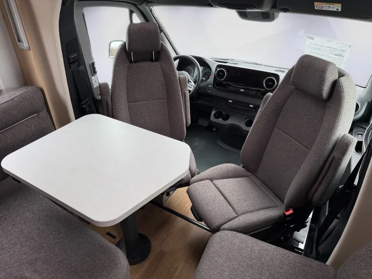 Fahrzeugbild Hymer B-KLASSE MC-T 680 #6