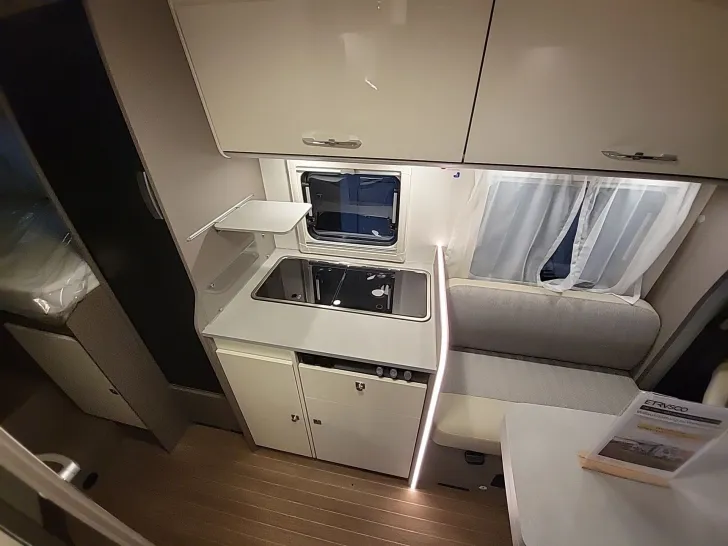 Fahrzeugbild Etrusco VAN 6.8 SCF #7