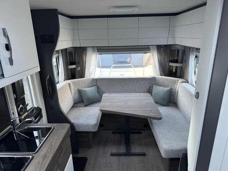 Fahrzeugbild Hobby Excellent Edition 495 UL Mod.2026; 1800kg #5