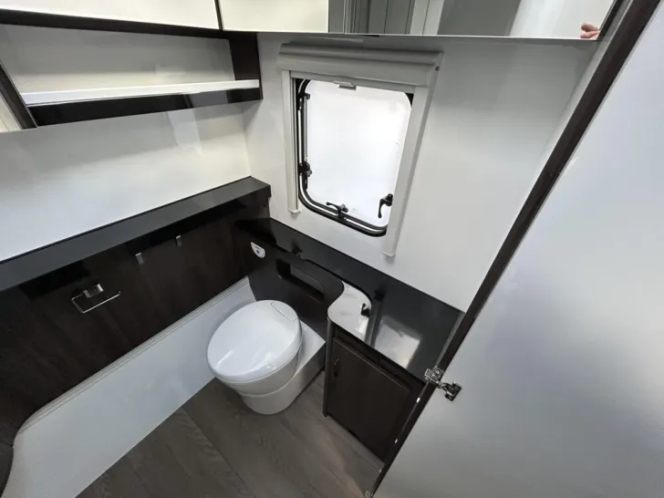 Fahrzeugbild Hobby Prestige 560 WFU #12