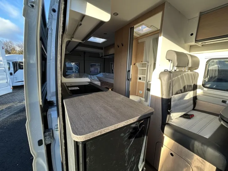 Fahrzeugbild Sunlight Cliff X 640 #8