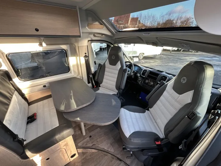 Fahrzeugbild Sunlight Cliff X 640 #13