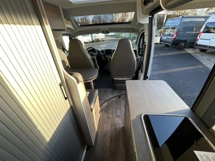 Fahrzeugbild Sunlight Cliff X 640 #15