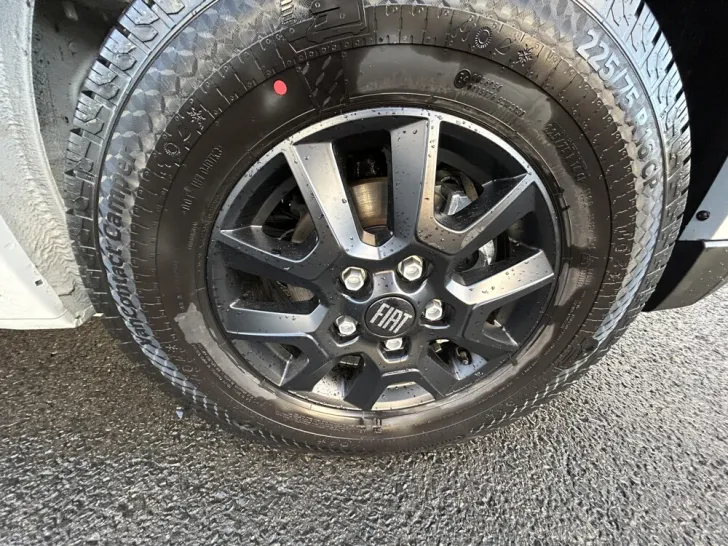 Fahrzeugbild Sunlight Cliff X 640 #23