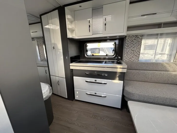 Fahrzeugbild Hobby Excellent 540 WFU #8