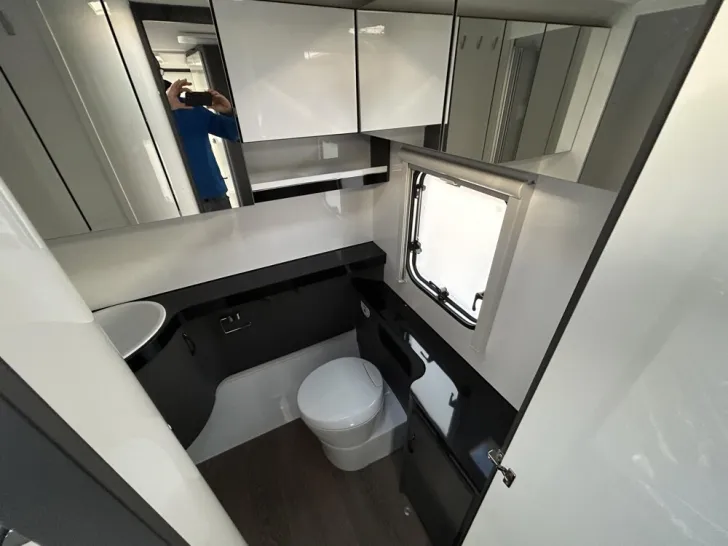 Fahrzeugbild Hobby Excellent 540 WFU #11