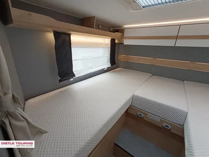 Fahrzeugbild Dethleffs Just Camp T 7052 EB Navi, Hubbett, RFK, Markise #15