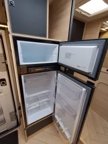 Fahrzeugbild Challenger Teilintegriert Etape Edition 260 Radträger #12