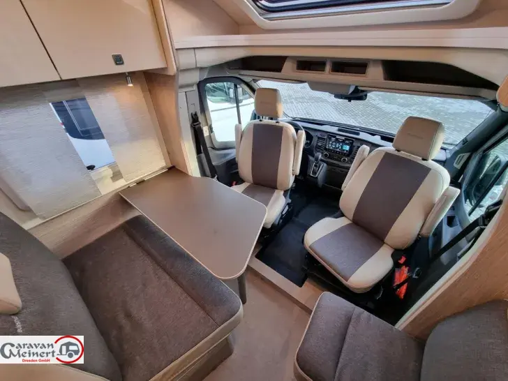 Fahrzeugbild Bürstner Lineo T 690 G #12