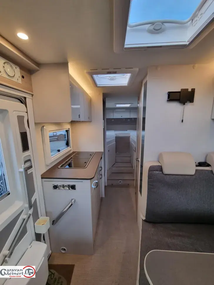 Fahrzeugbild Bürstner Lineo T 690 G #10