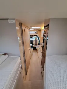 Fahrzeugbild Bürstner Lineo T 690 G #11