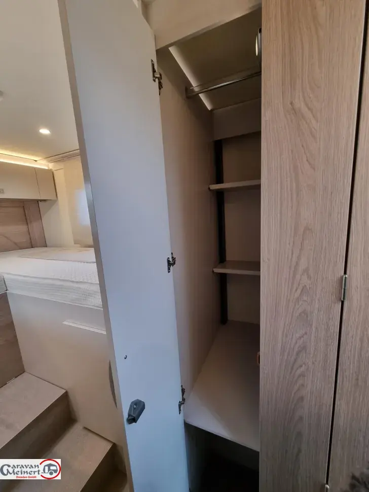 Fahrzeugbild Bürstner Lineo T 690 G #18