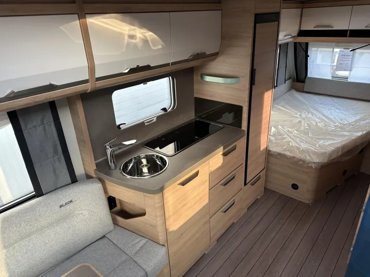 Fahrzeugbild Knaus Südwind BLACK SELECTION 500 FU Mod.2026; 1800kg #8
