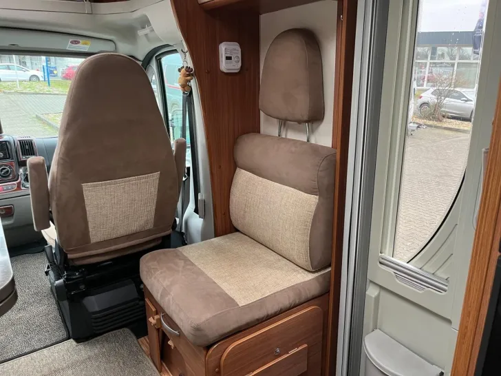 Fahrzeugbild Adria Coral Supreme 670 SL Luftfederung Goldschmitt #17