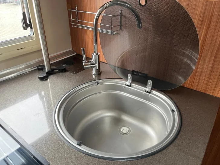 Fahrzeugbild Adria Coral Supreme 670 SL Luftfederung Goldschmitt #25