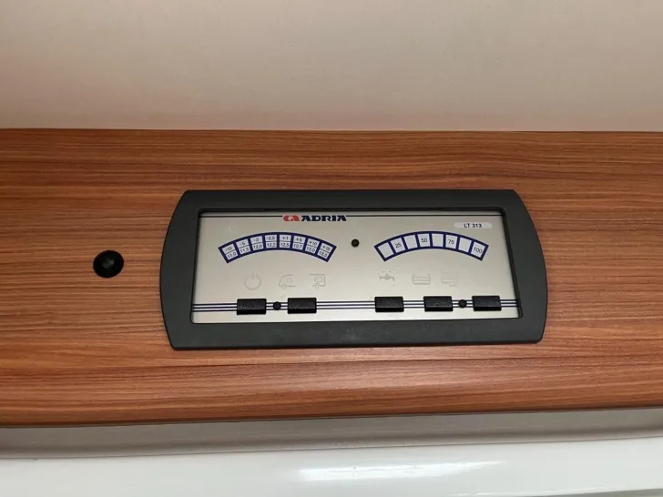 Fahrzeugbild Adria Coral Supreme 670 SL Luftfederung Goldschmitt #27