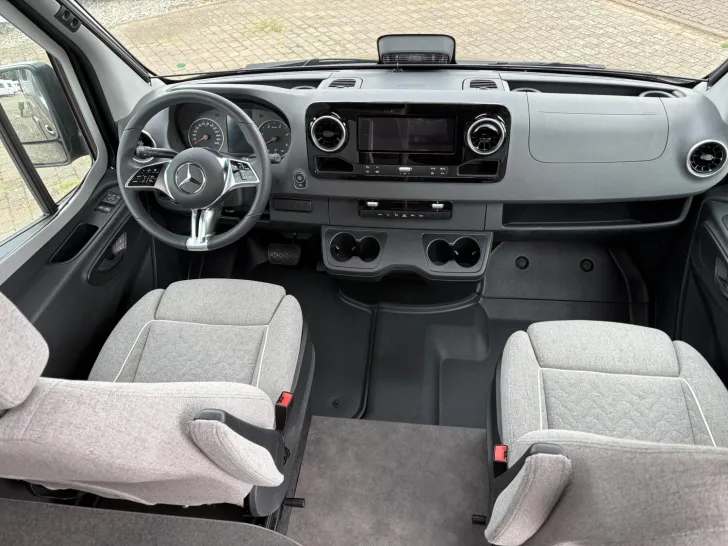 Fahrzeugbild Malibu Genius 641 LE Mercedes #9