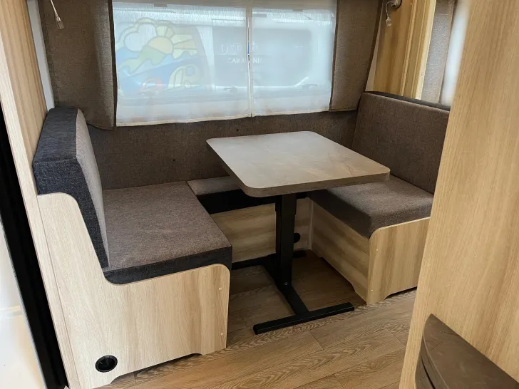 Fahrzeugbild Hobby DE LUXE 460 SL #3