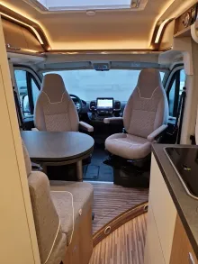 Fahrzeugbild Malibu CHARMING 640 LE RB COUPE #18
