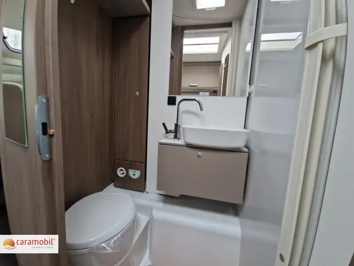 Fahrzeugbild Carado T338 Pro+ Navi/RFK/Fahrradträger #13