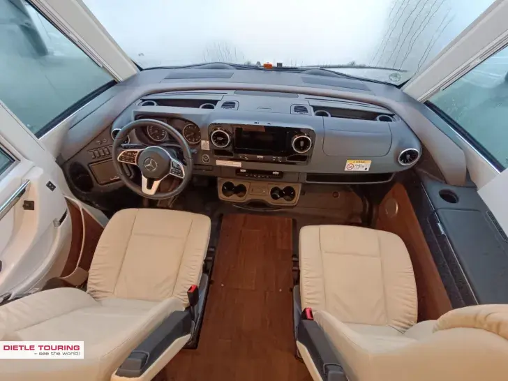 Fahrzeugbild Carthago chic e-line I 50 LE DA hyd. Hubst., Sitzheizung #6