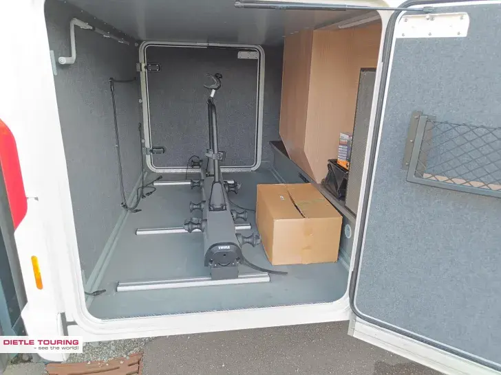 Fahrzeugbild Carthago c-tourer I 148 LE Fahrassist., SAT+TV #4