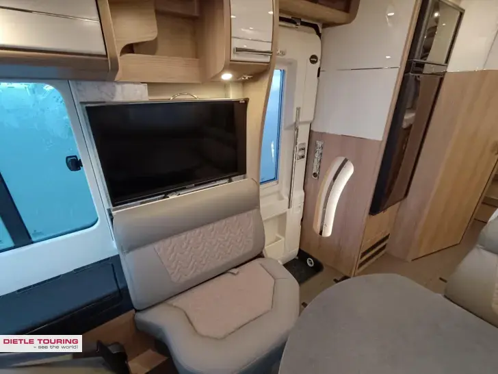 Fahrzeugbild Carthago c-tourer I 148 LE Fahrassist., SAT+TV #7