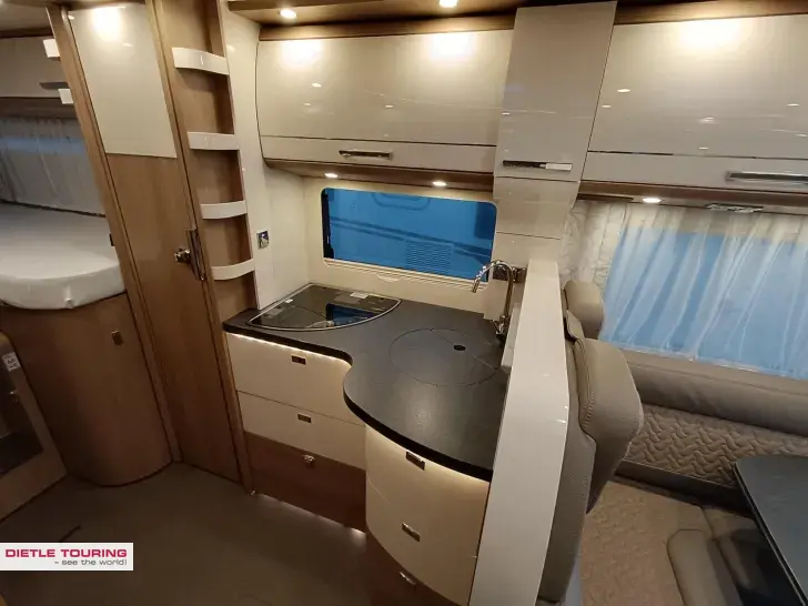 Fahrzeugbild Carthago c-tourer I 148 LE Fahrassist., SAT+TV #9